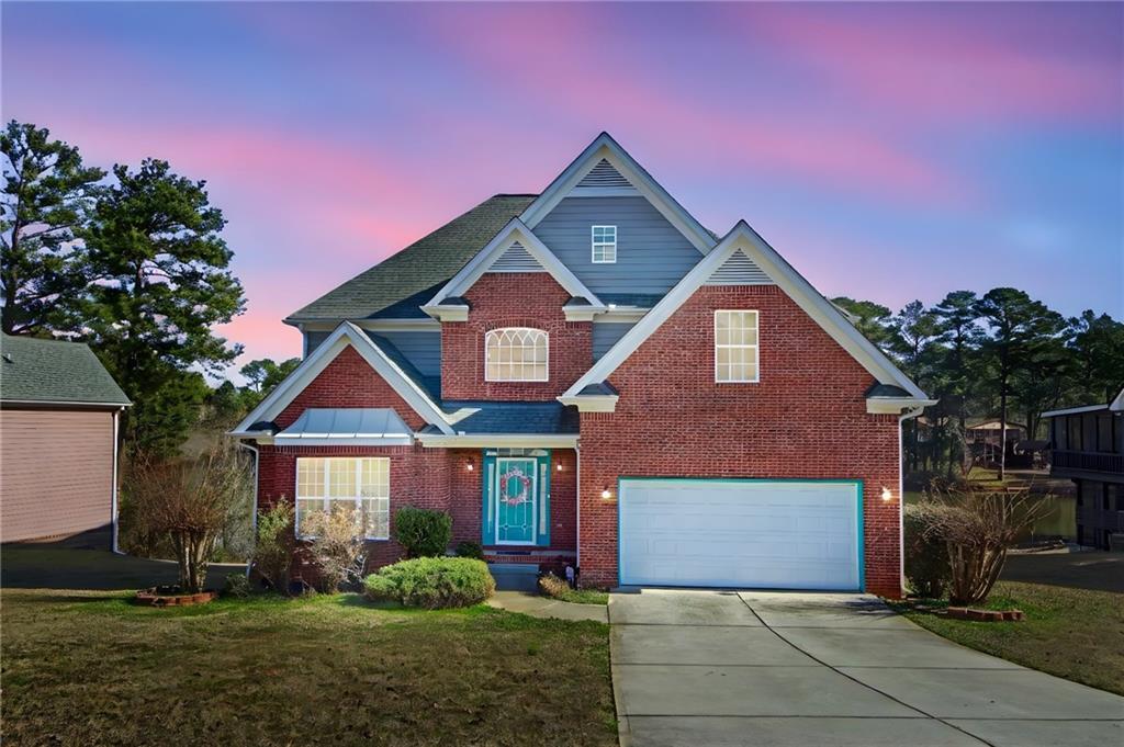 3932 Misty Lake, Ellenwood, GA 30294