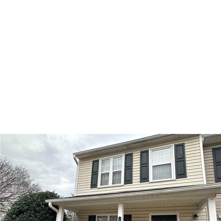 831 Crestwell Cir., Atlanta, GA 30331