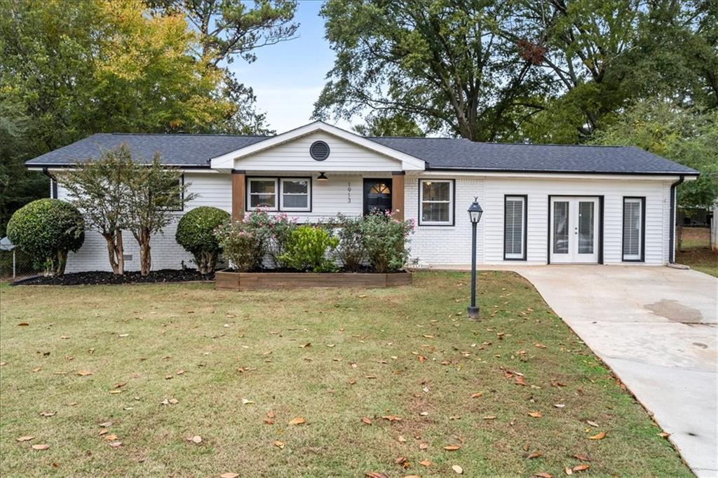 1913 Heathridge Ct., Smyrna, GA 30080