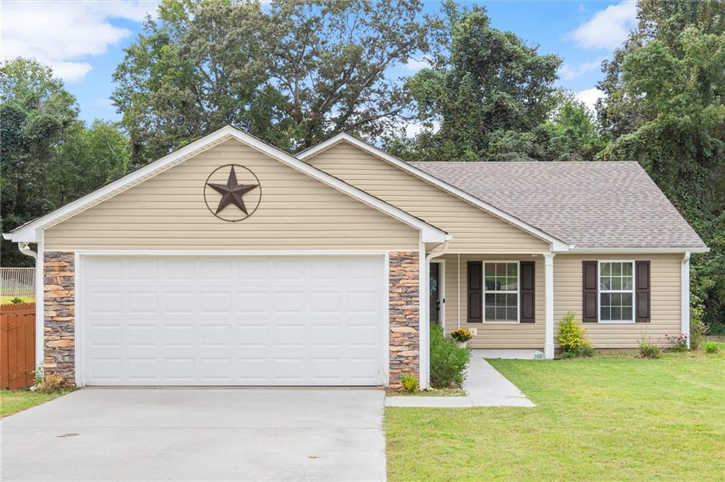 127 Angela Ln., Dawsonville, GA 30534