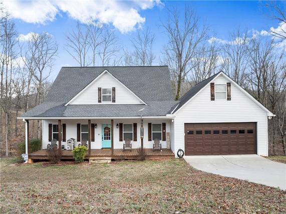 New Homes with Master Bedrooms on the 1st Floor That Attend Mount Vernon Elementary School: January 31st to February 6th