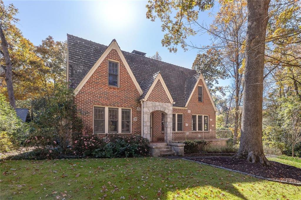 1691 Ridgewood Dr., Atlanta, GA 30307