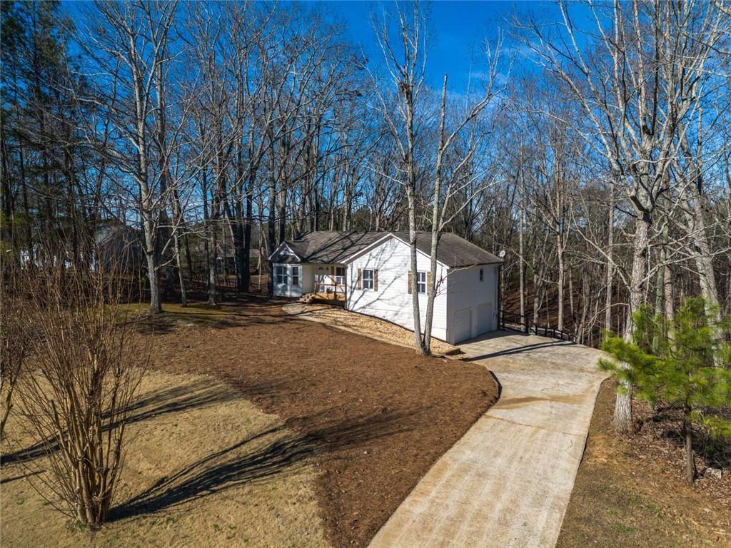 880 White Stag Ln., Canton, GA 30115