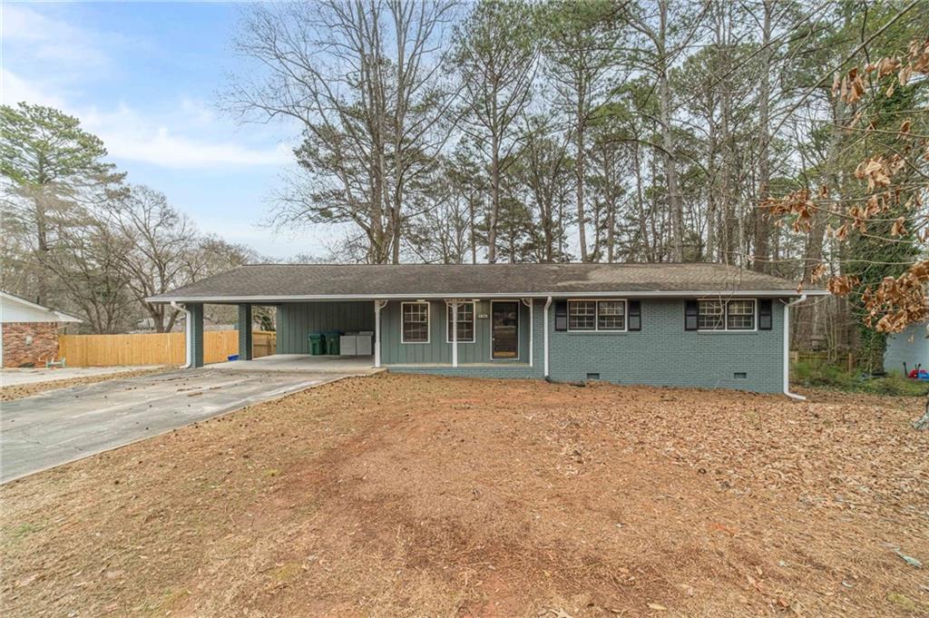 1678 Pounds Rd., Stone Mountain, GA 30087