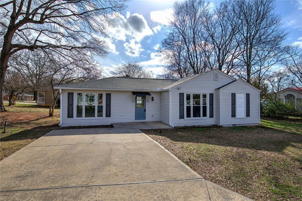 30 Grove Cir., Cartersville, GA 30120