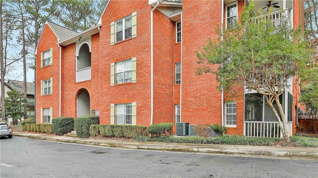 1029 N Jamestown Rd., Decatur, GA 30033