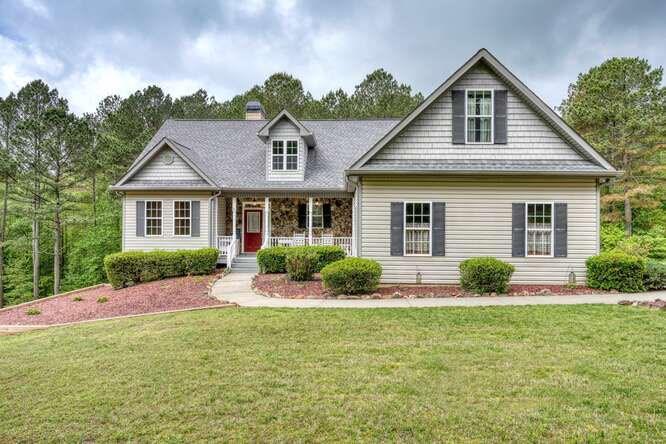 302 Brook Green Ct., Blairsville, GA 30512