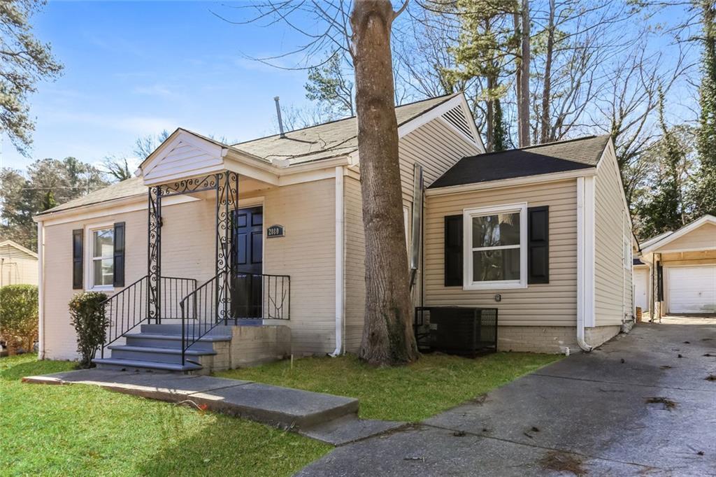 2080 Rector Dr., Atlanta, GA 30311