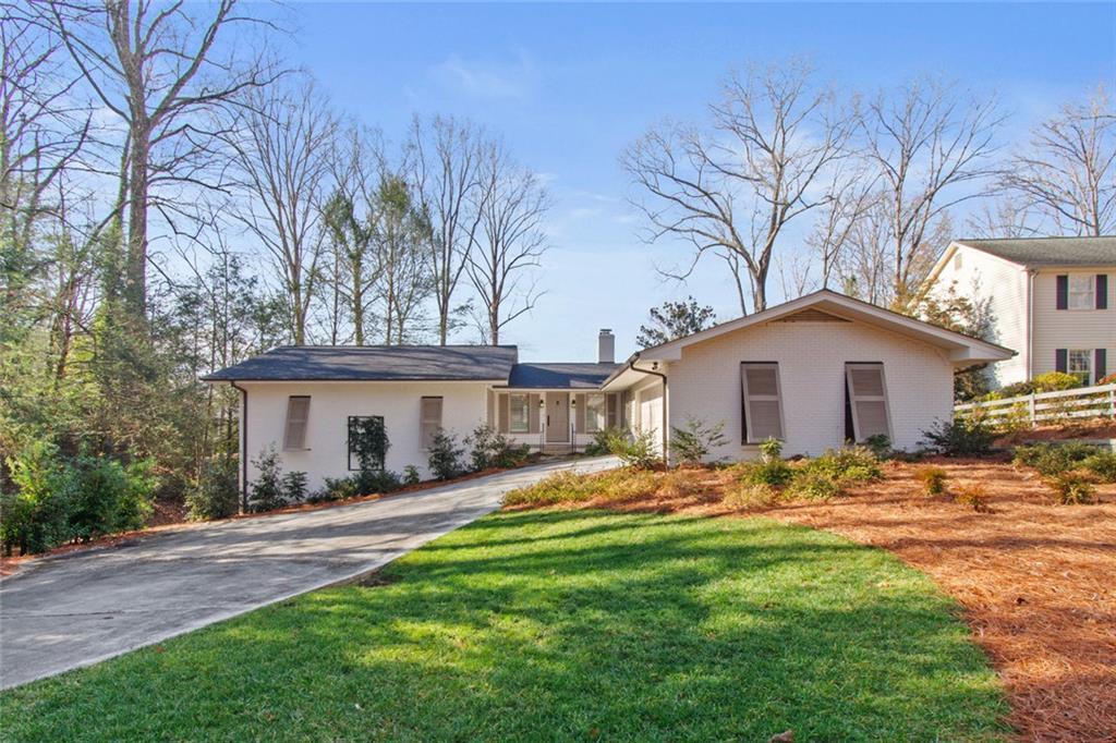 3526 Edgewood Cir., Gainesville, GA 30506