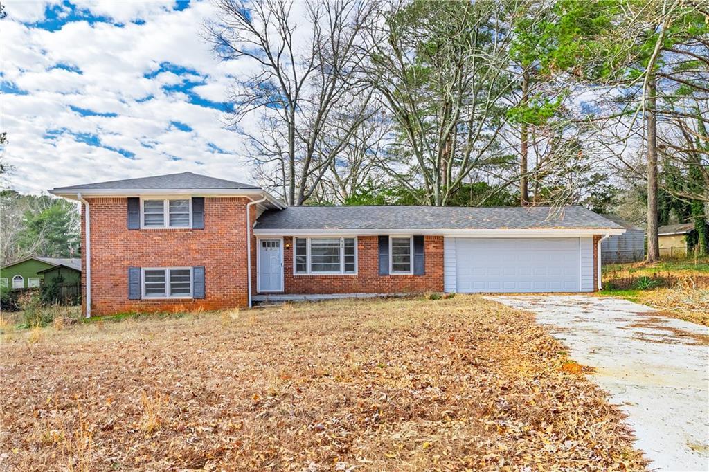 239 Andrea Cir., Lilburn, GA 30047