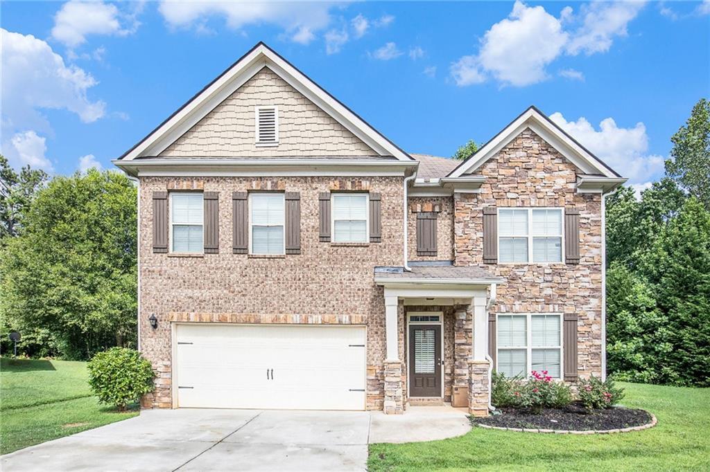4679 Silver Meadow Dr., Buford, GA 30519