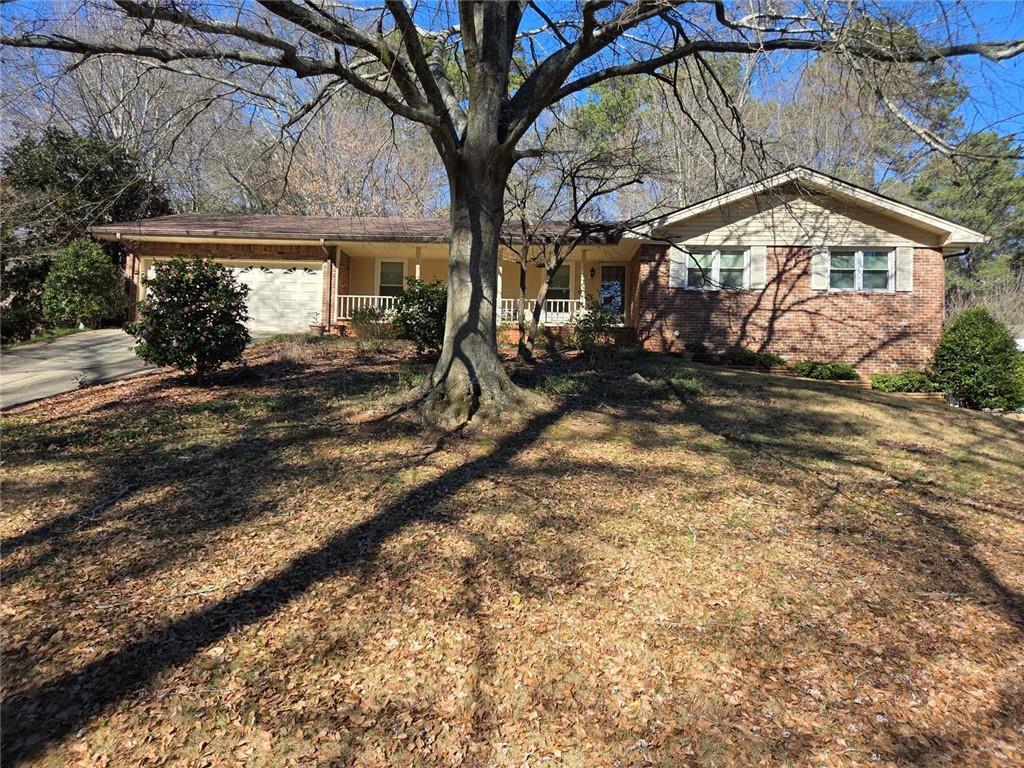 4496 Leonora Dr., Tucker, GA 30084