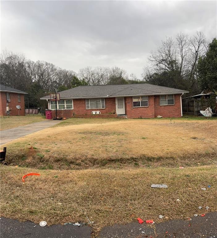 1350 Brinwood Dr., Macon, GA 31204