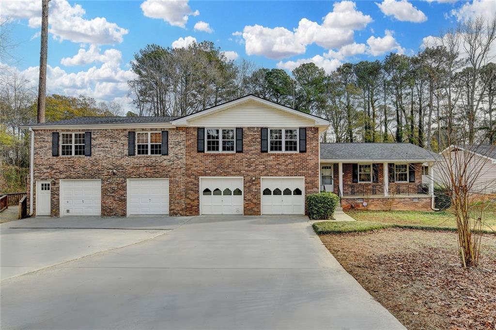 4211 Hideaway Dr., Tucker, GA 30084