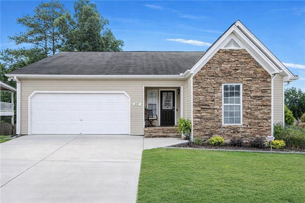 207 Providence Dr., Dallas, GA 30157
