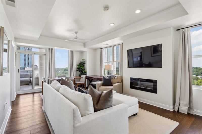 2881 Peachtree Rd. #1005, Atlanta, GA 30305