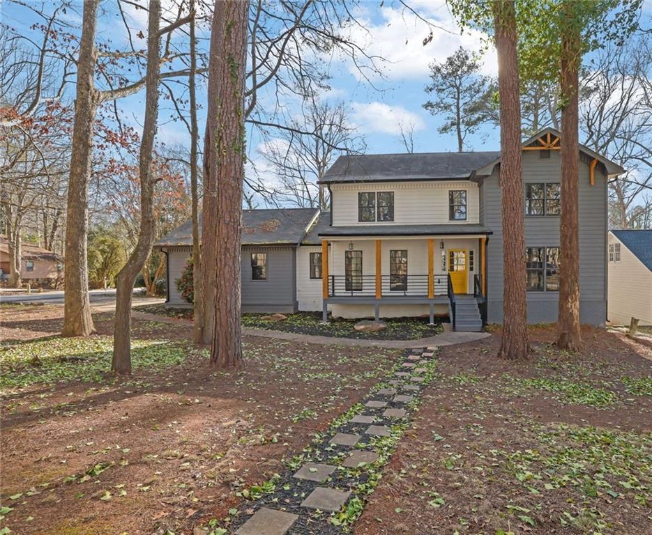 5147 Rocky Run Dr., Stone Mountain, GA 30088