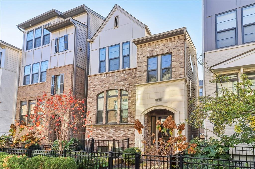 621 Broadview Ter., Atlanta, GA 30324