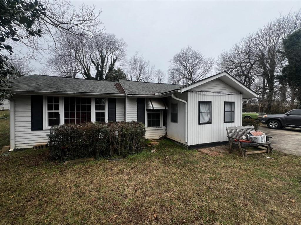 1097 Cooley Dr., Gainesville, GA 30501