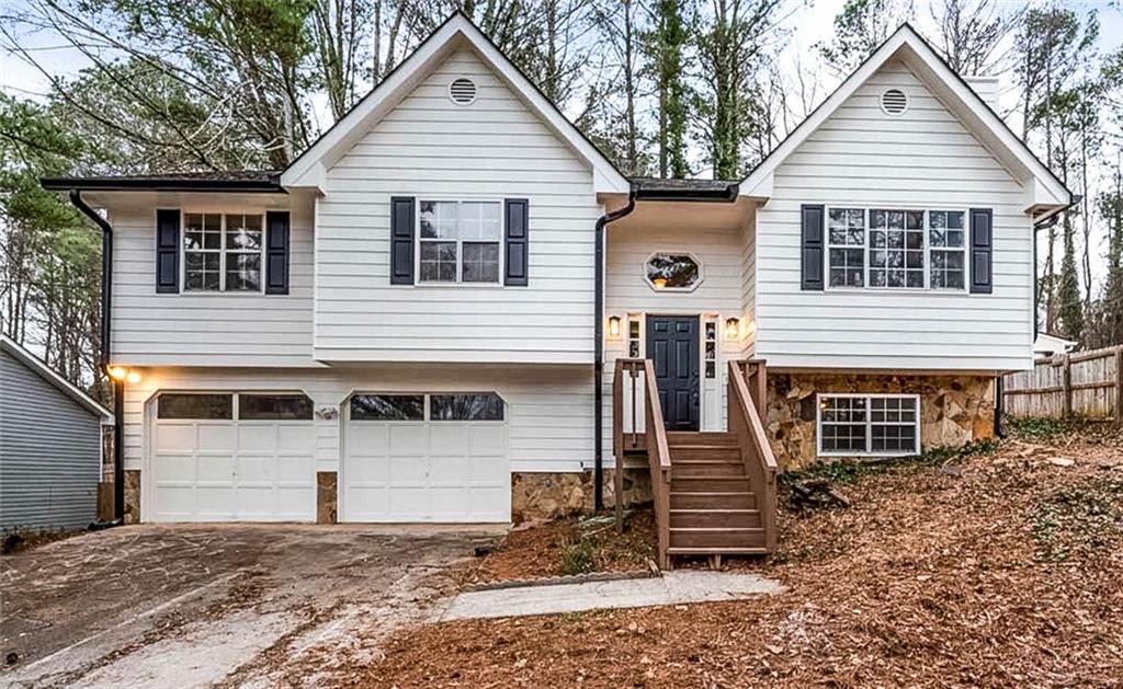 320 Rocky Cove Tr., Lawrenceville, GA 30044