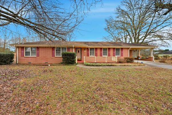 3908 Rosebud Rd., Loganville, GA 30052