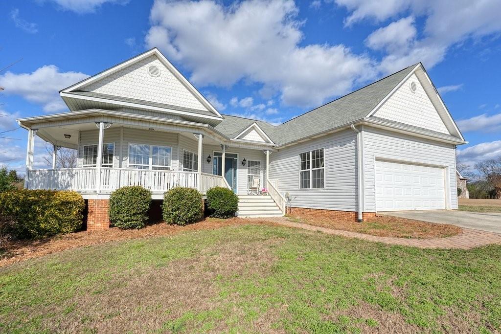 321 Hardwood Ridge Ln., Adairsville, GA 30103