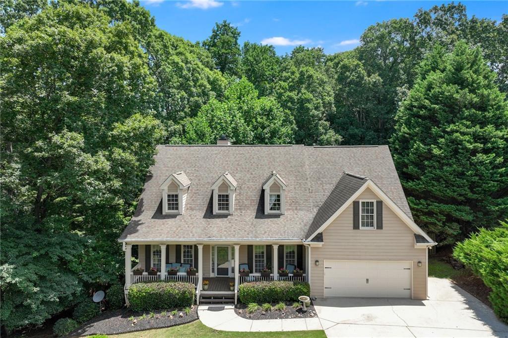 6416 Deep Woods Ct., Flowery Branch, GA 30542