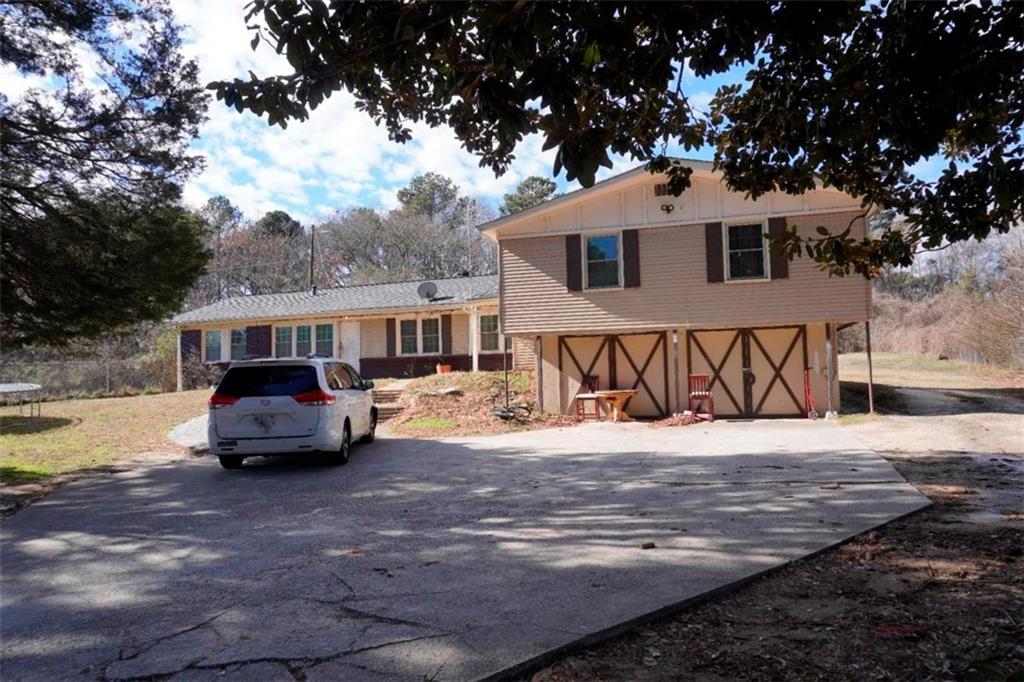 3499 Plunkett Rd., Lithonia, GA 30038