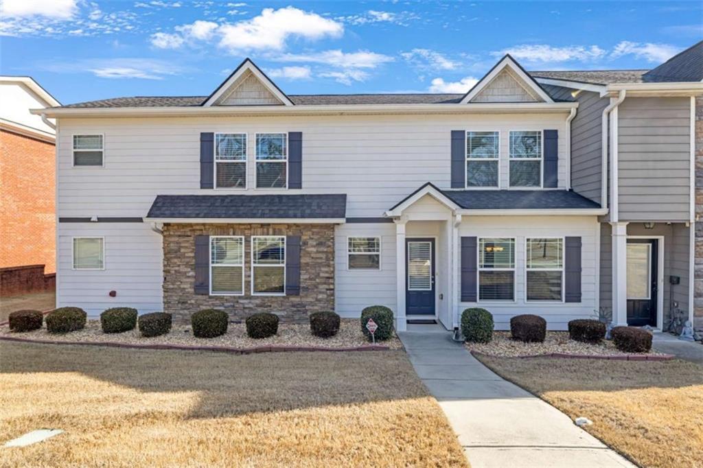 5845 Garden Cir., Douglasville, GA 30135