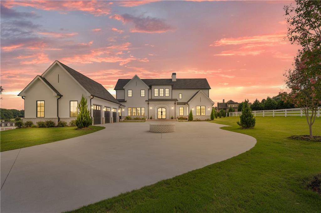 1054 Dee Kennedy Rd., Auburn, GA 30011