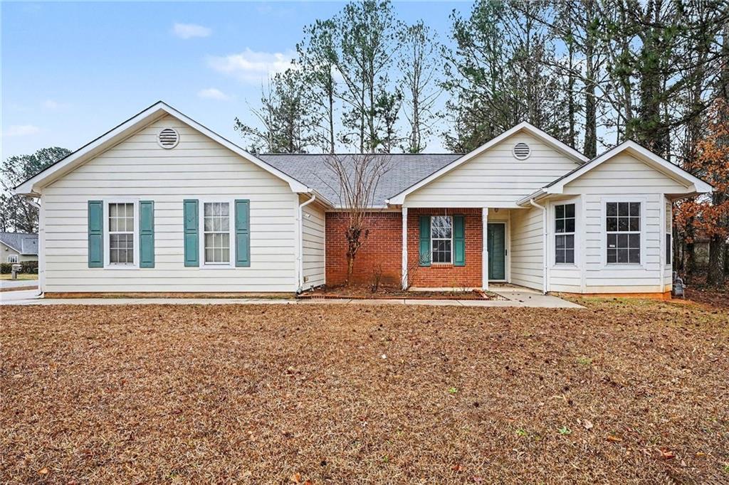 1623 Elizabeth Ln., Hampton, GA 30228