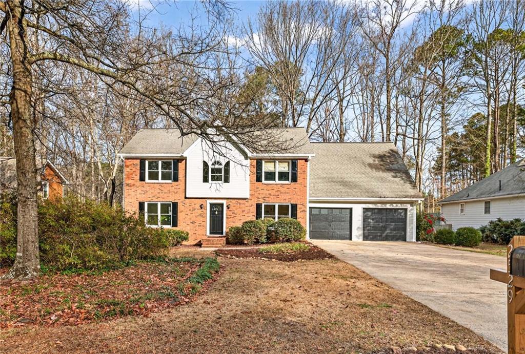2529 Zachary Woods Dr., Marietta, GA 30064