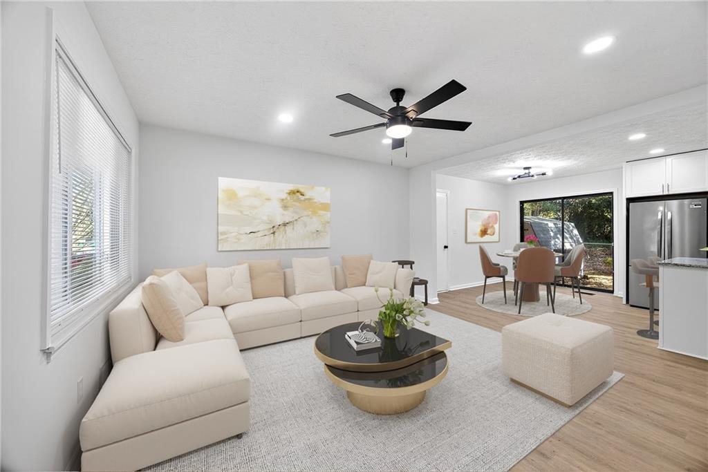 1517 Colony East Cir., Stone Mountain, GA 30083