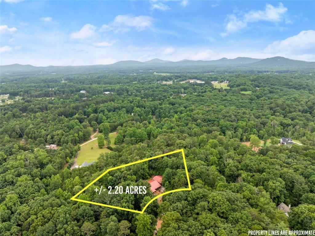 675 Washboard Rd., Cleveland, GA 30528