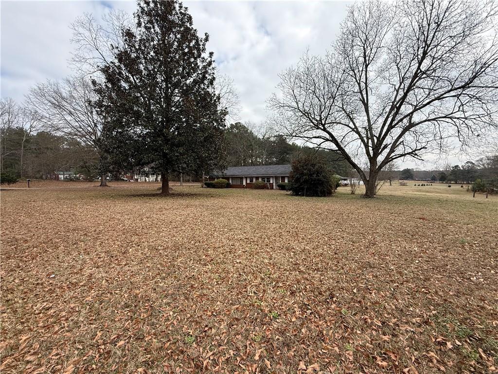 2641 Dixie Rd., Covington, GA 30014