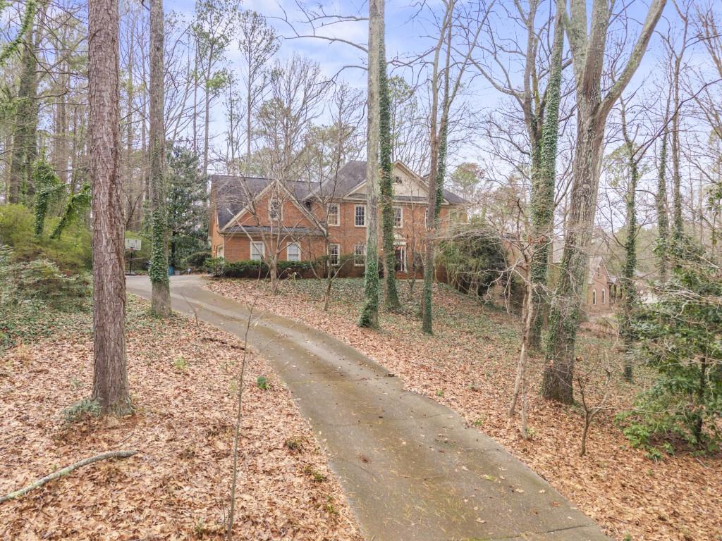 297 Mossy Way, Kennesaw, GA 30152