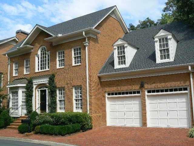 472 Ivy Park Ln., Atlanta, GA 30342