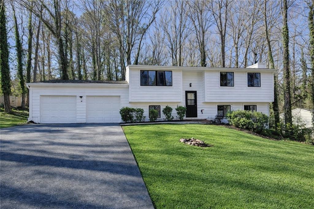 1018 Martin Rd., Stone Mountain, GA 30088