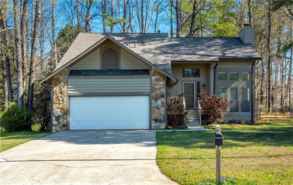 1131 Bailing Dr., Lawrenceville, GA 30043