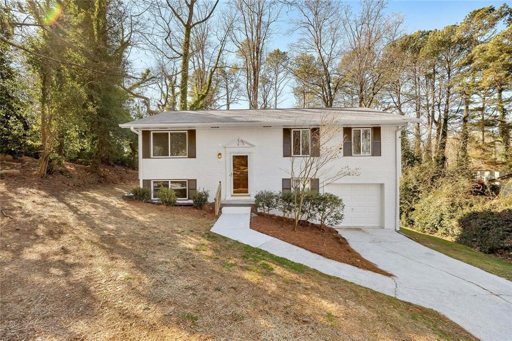 2564 Timberly Dr., Marietta, GA 30060