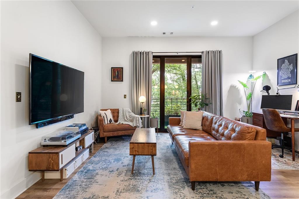 112 Rogers St. #204, Atlanta, GA 30317