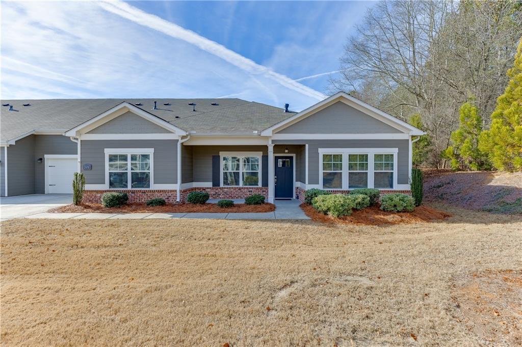 2476 Rathburn Cir., Loganville, GA 30052