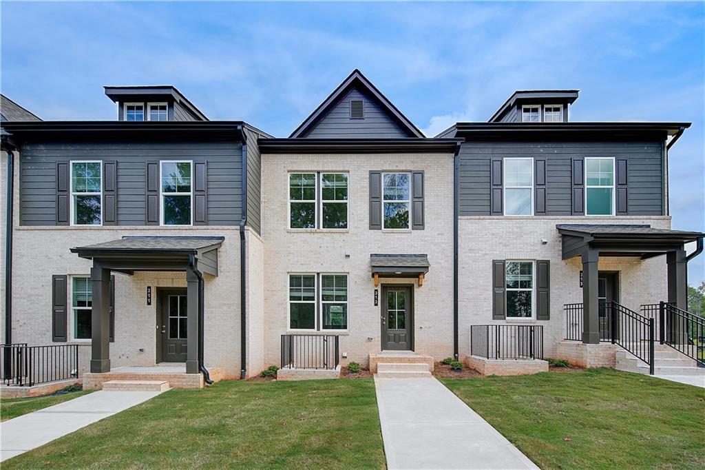 313 Daybreak Ln., Newnan, GA 30265