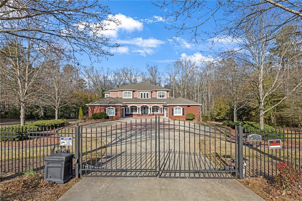 258 N Salem Dr., Mcdonough, GA 30253