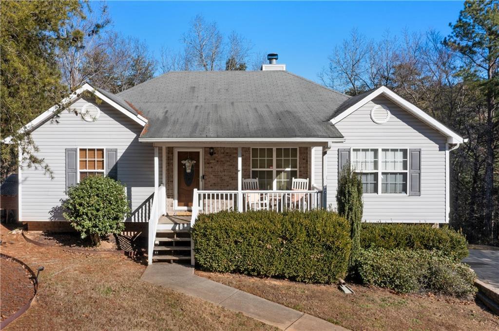 16 Wesley Mill Dr., Adairsville, GA 30103