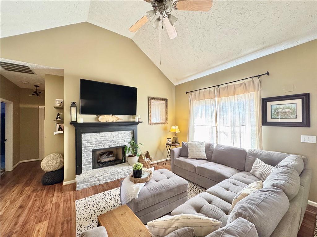 802 Hampton Way, Canton, GA 30115