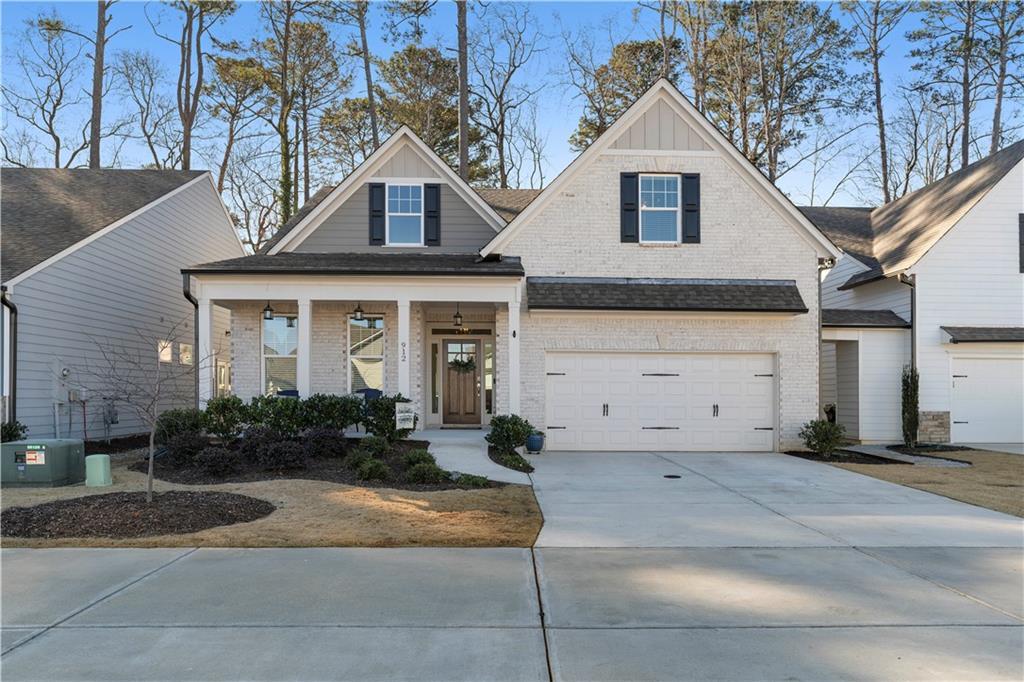 912 Lucky Ln., Woodstock, GA 30188