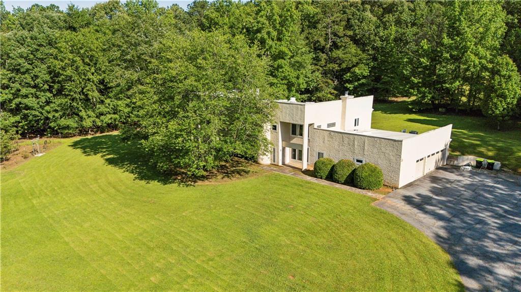 110 Bridger Point Rd., Fayetteville, GA 30215