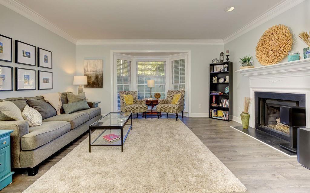 27 Mount Vernon Cir., Atlanta, GA 30338