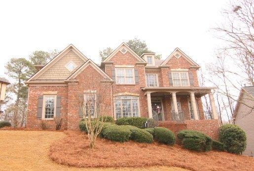 881 Creekview Bluff Way, Buford, GA 30518